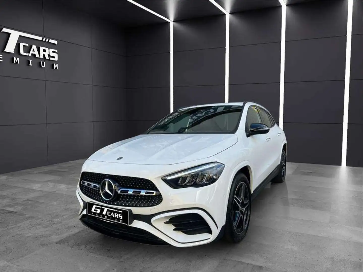 Mercedes-Benz GLA 45 AMG 250e Blanc - 1