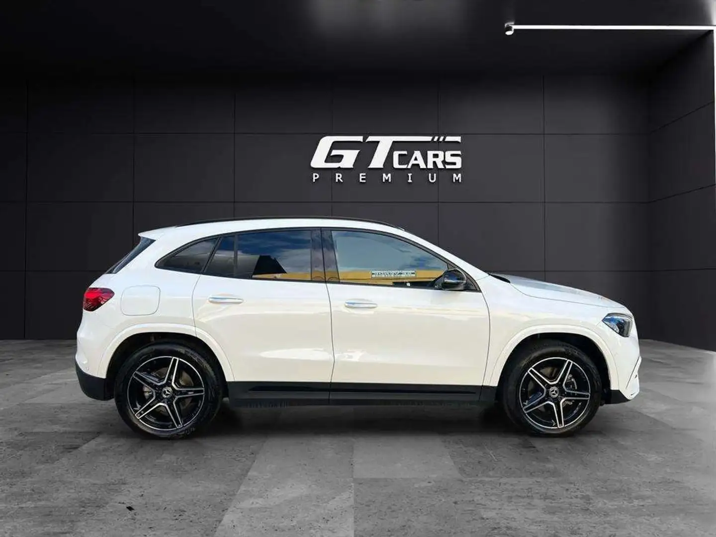 Mercedes-Benz GLA 45 AMG 250e Blanc - 2