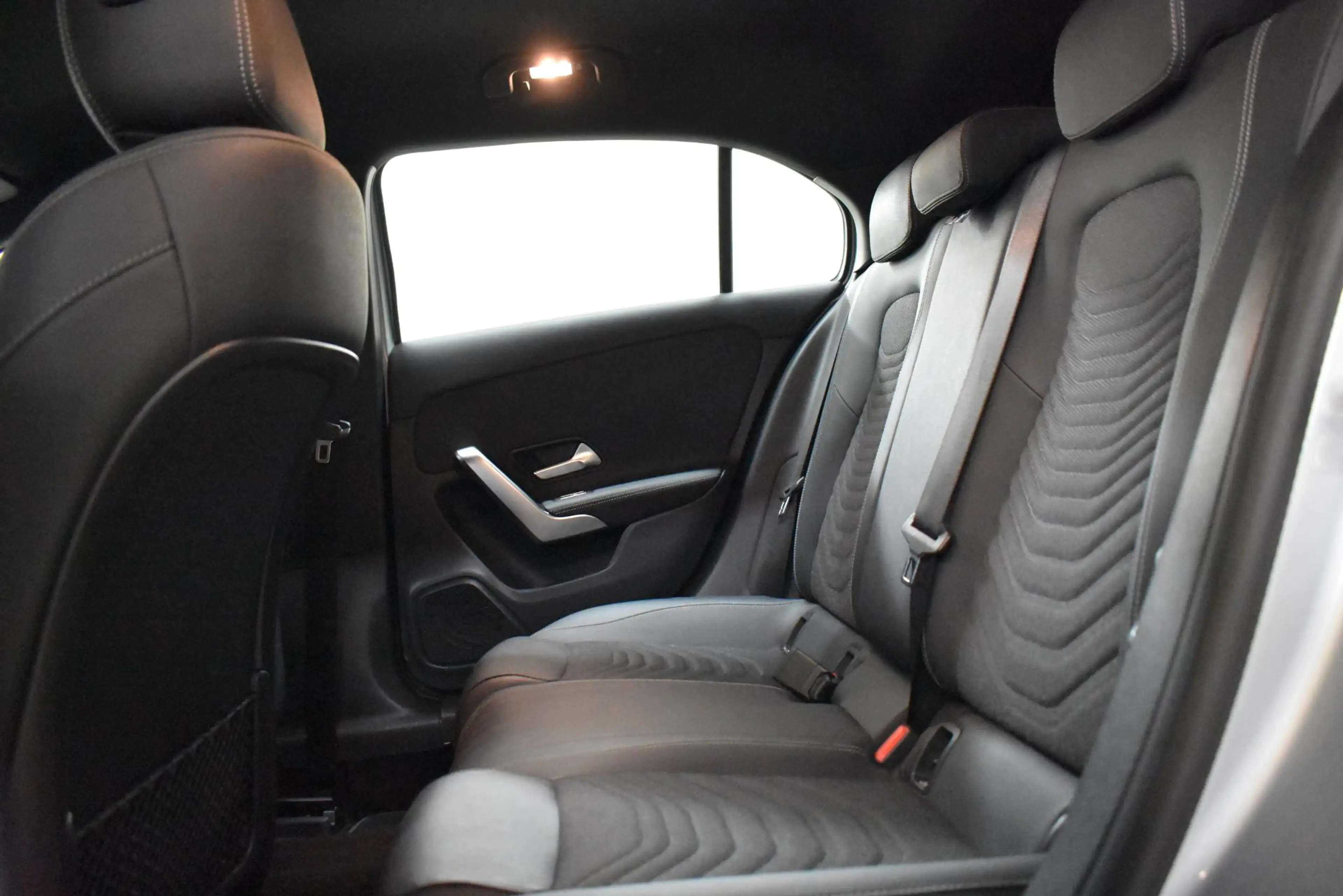 Mercedes-Benz A 180 A d Business Line — photo 8