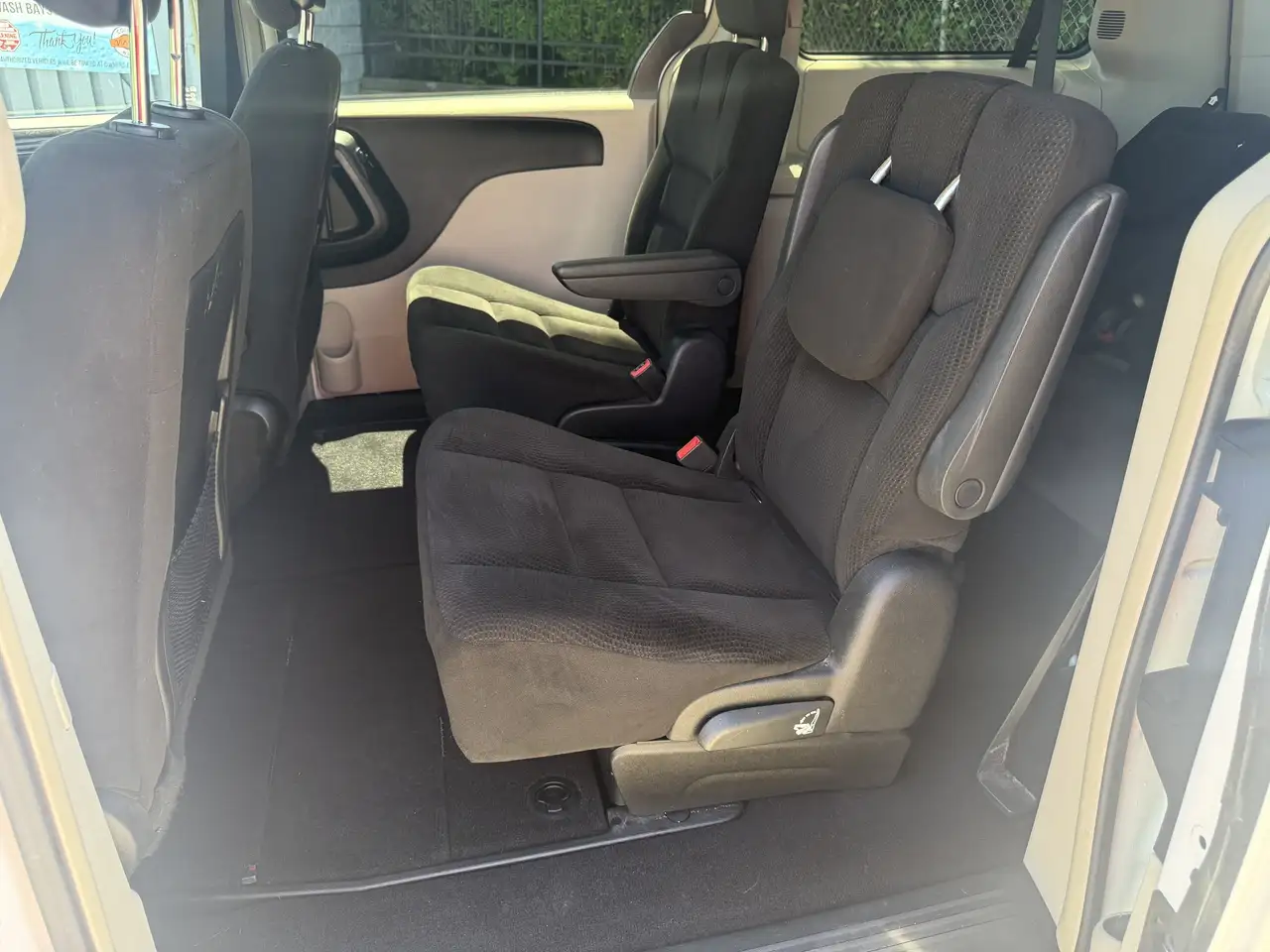 Chrysler Town & Country снимка Chrysler Town & Country