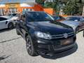 Volkswagen Touareg V6 TDI ///R-Line *AHV*Panoramadach*RFK*Navi*SzHg* Schwarz - thumbnail 2