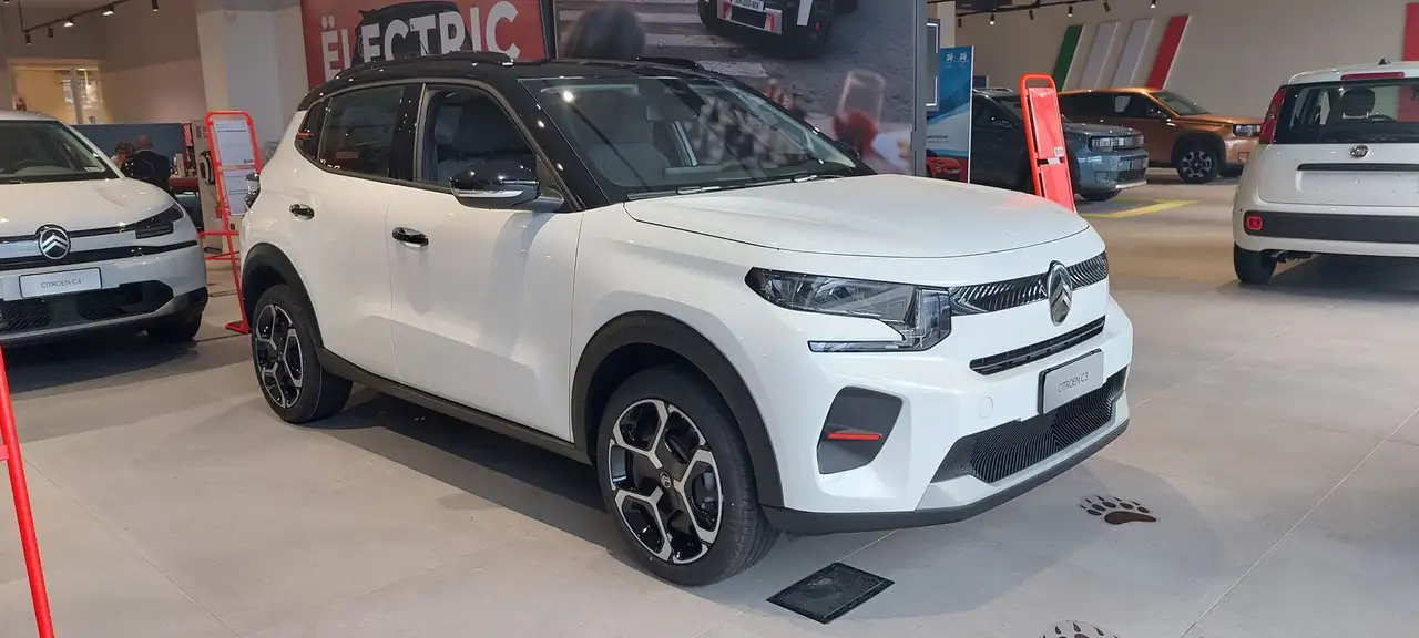 Citroen C3 Nuova Hybrid 110 cv Automatico - PLUS