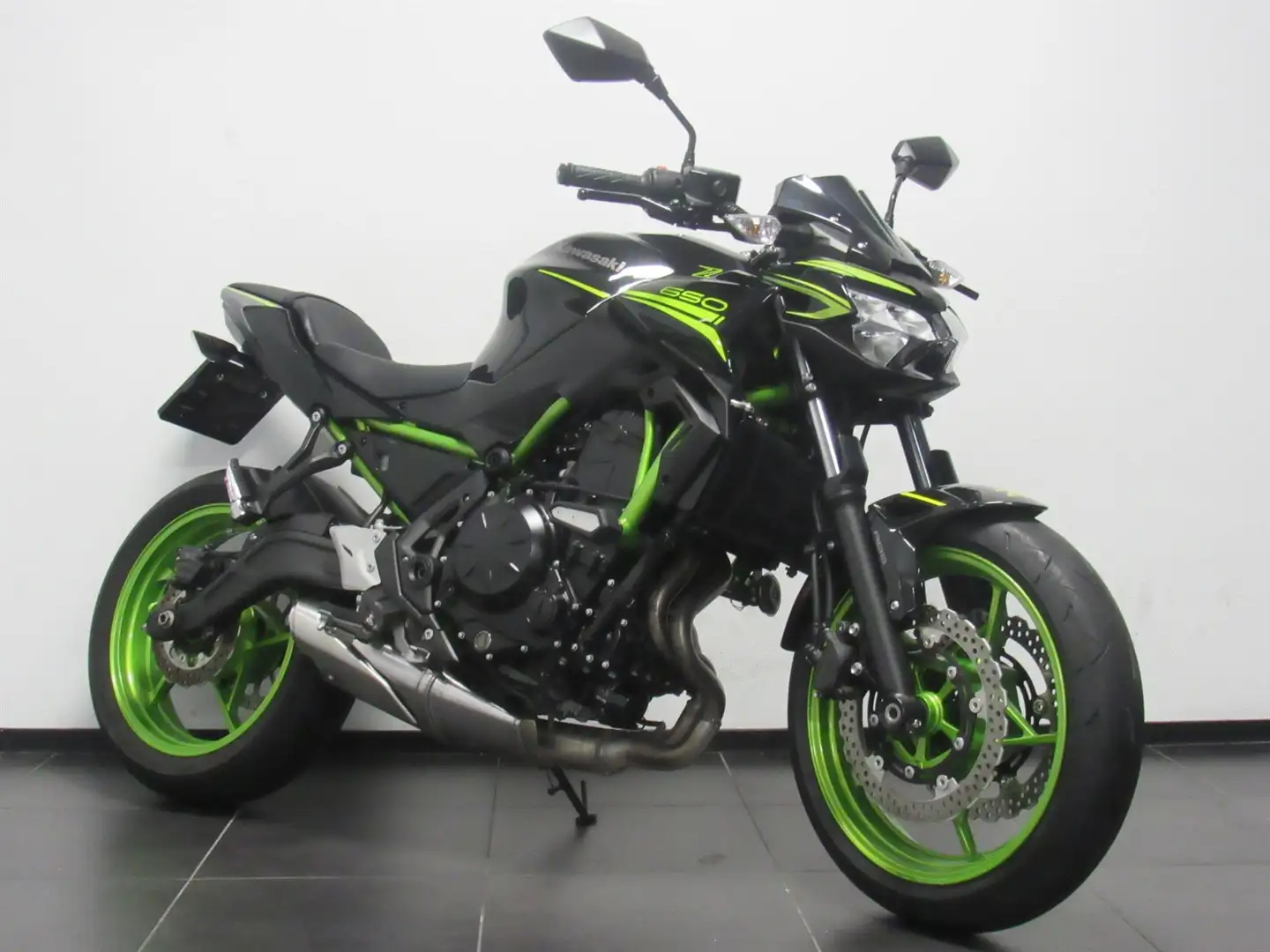 Kawasaki Z 650 ABS Groen - 2