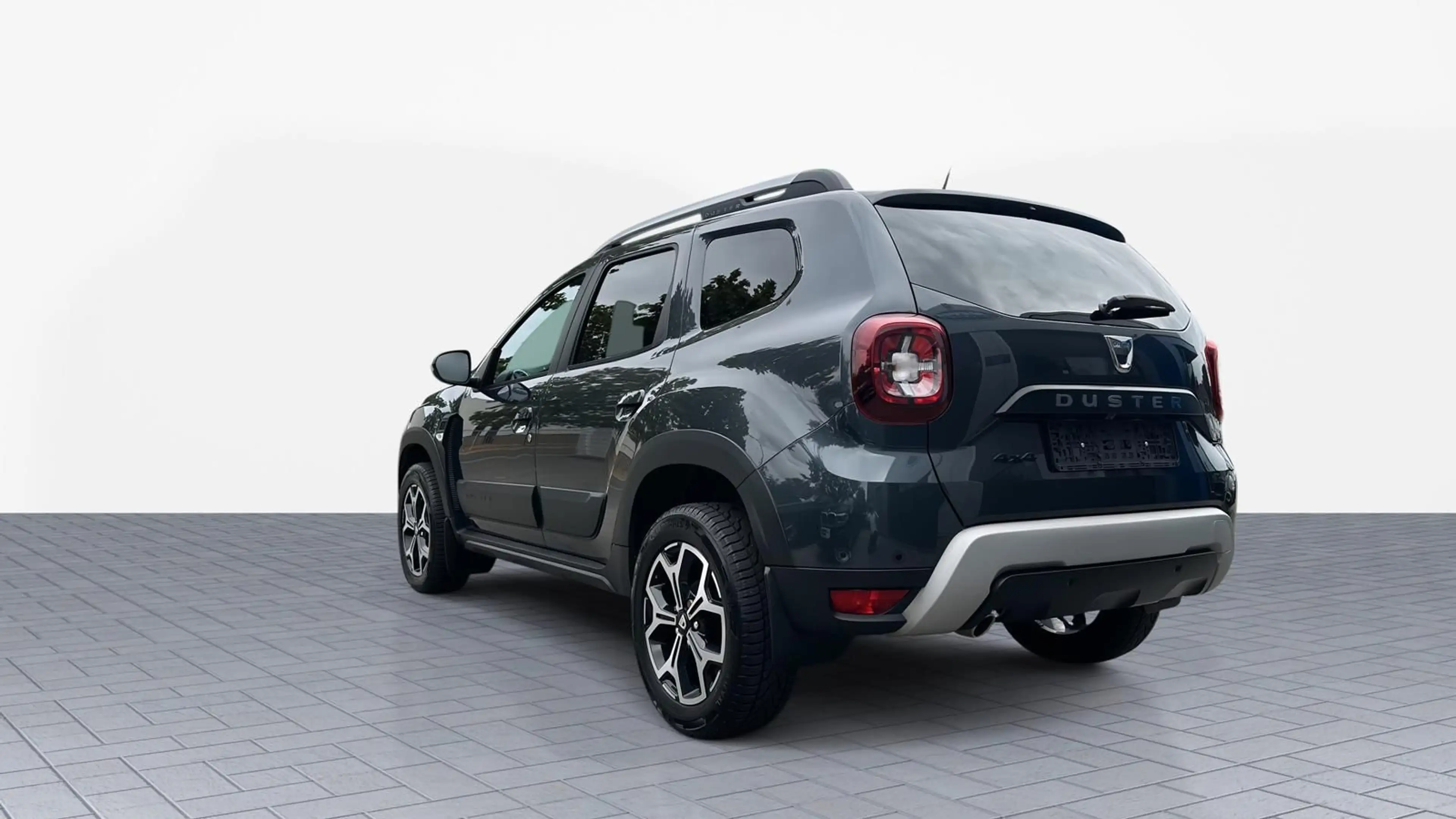 Dacia Duster 4WD Prestige App/Kam/AHK/SHZ/DAB/Leder — photo 3