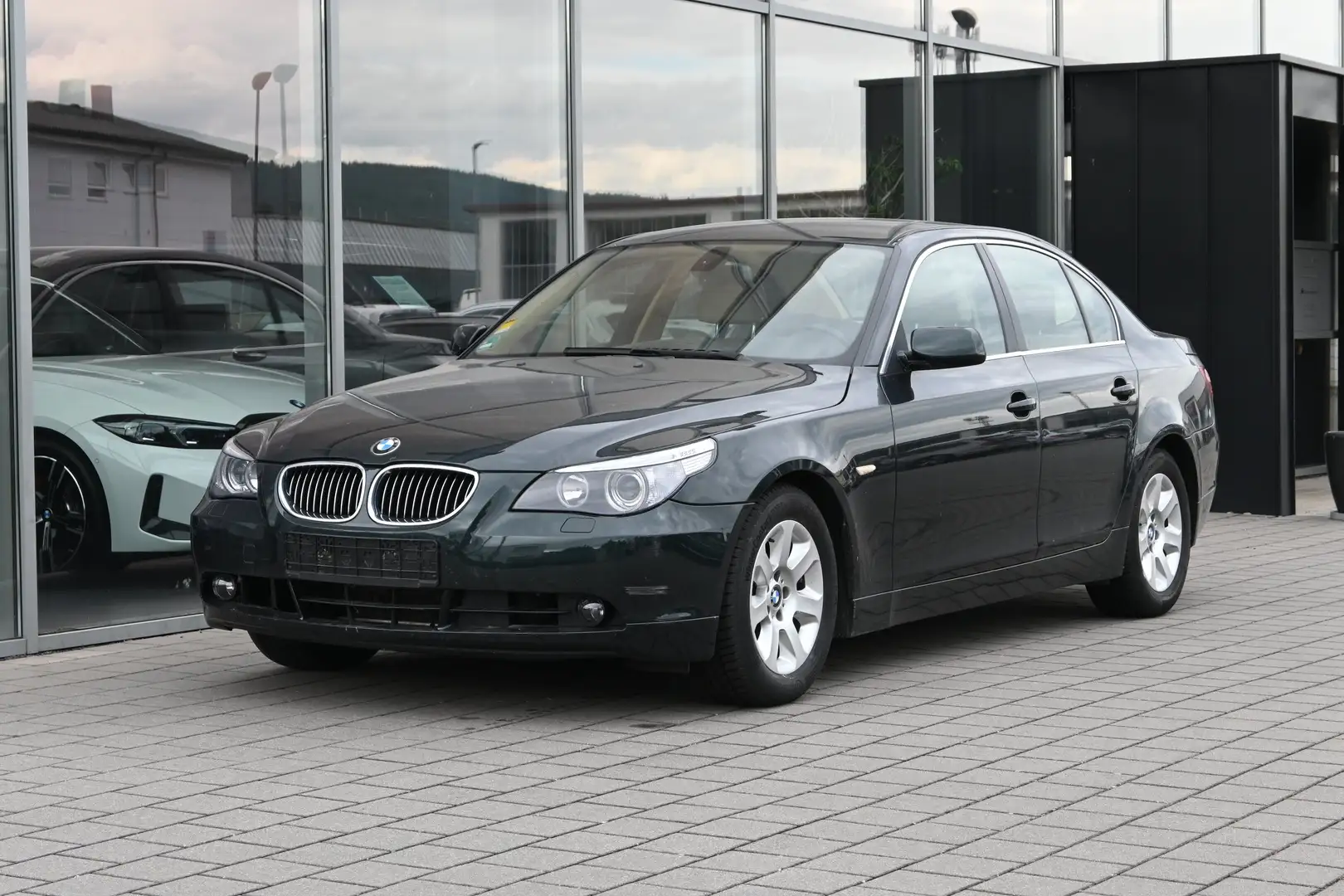 BMW 530 530i Automatik °NUR GEWERBE°8-FACH BEREIFT Grün - 1