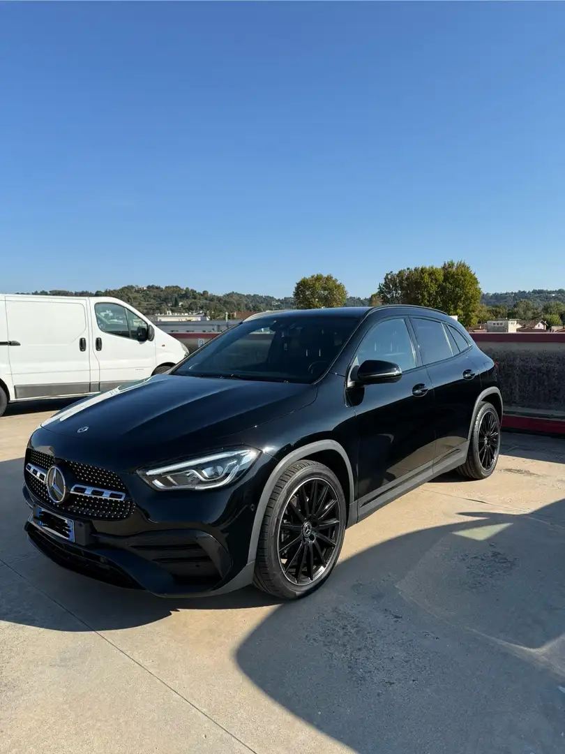 Mercedes-Benz GLA 180 d Premium auto - 1