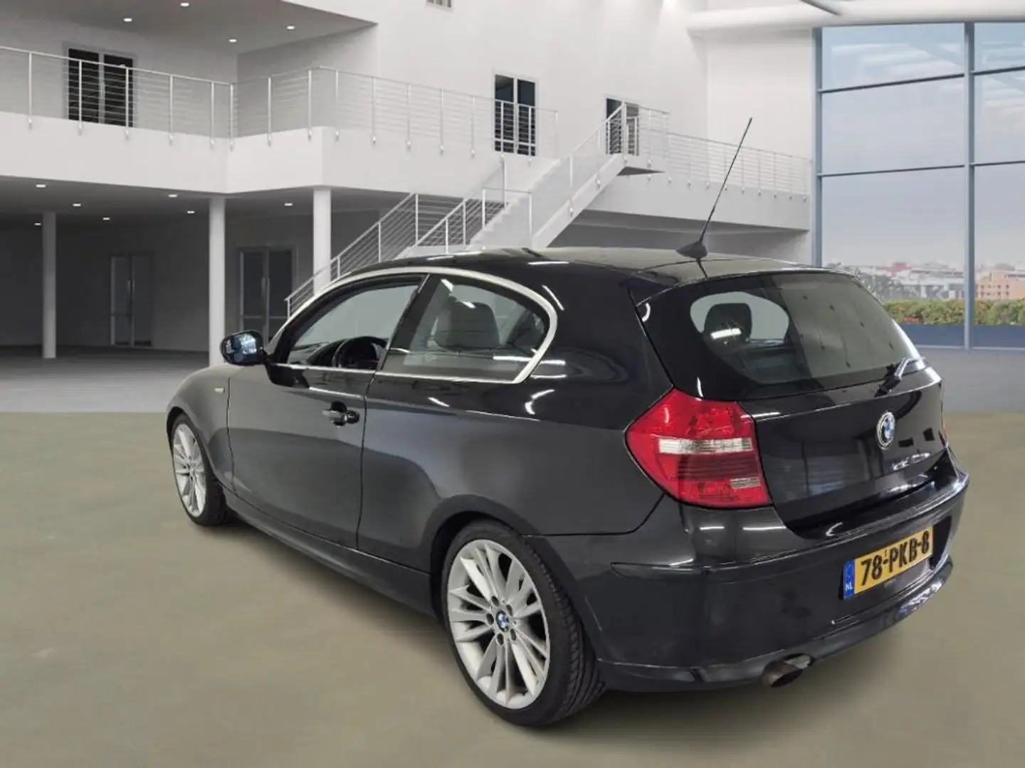 BMW Sonstige 1-serie ENGINE DEFECT116i EffDyn. Ed. Business Lin Schwarz - 2