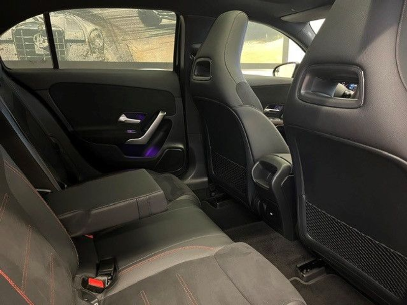 Mercedes-Benz A 250 e AMG-Line Panorama Distronic Keyless Go — photo 11