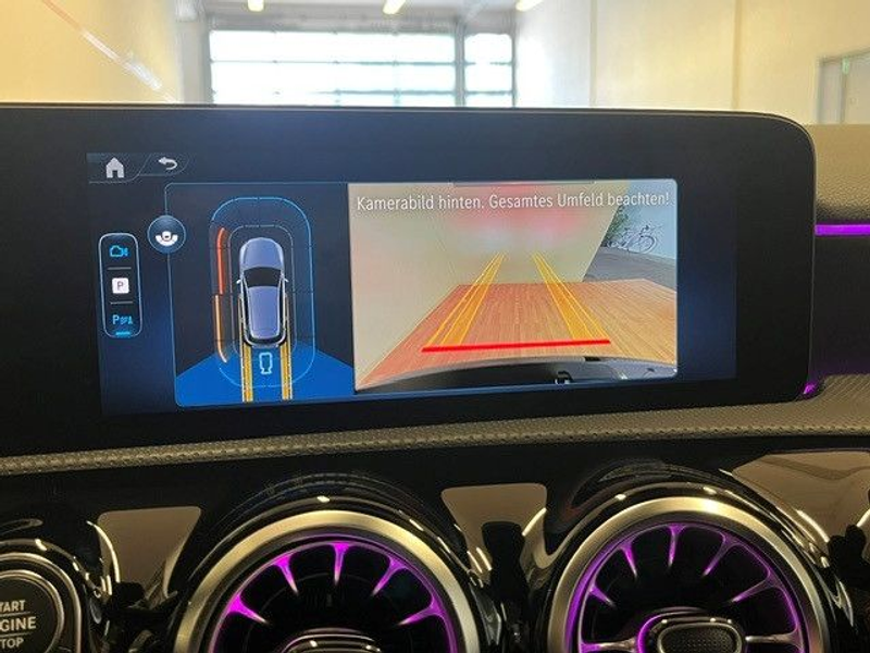 Mercedes-Benz A 250 e AMG-Line Panorama Distronic Keyless Go — photo 7