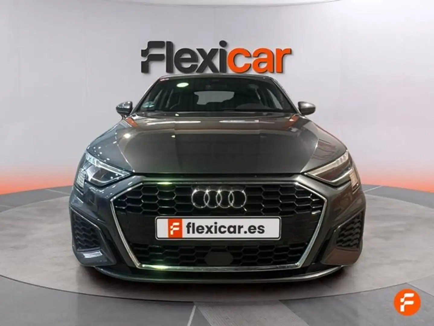 Audi A3 Sportback 30TDI Black line S tronic Gris - 2