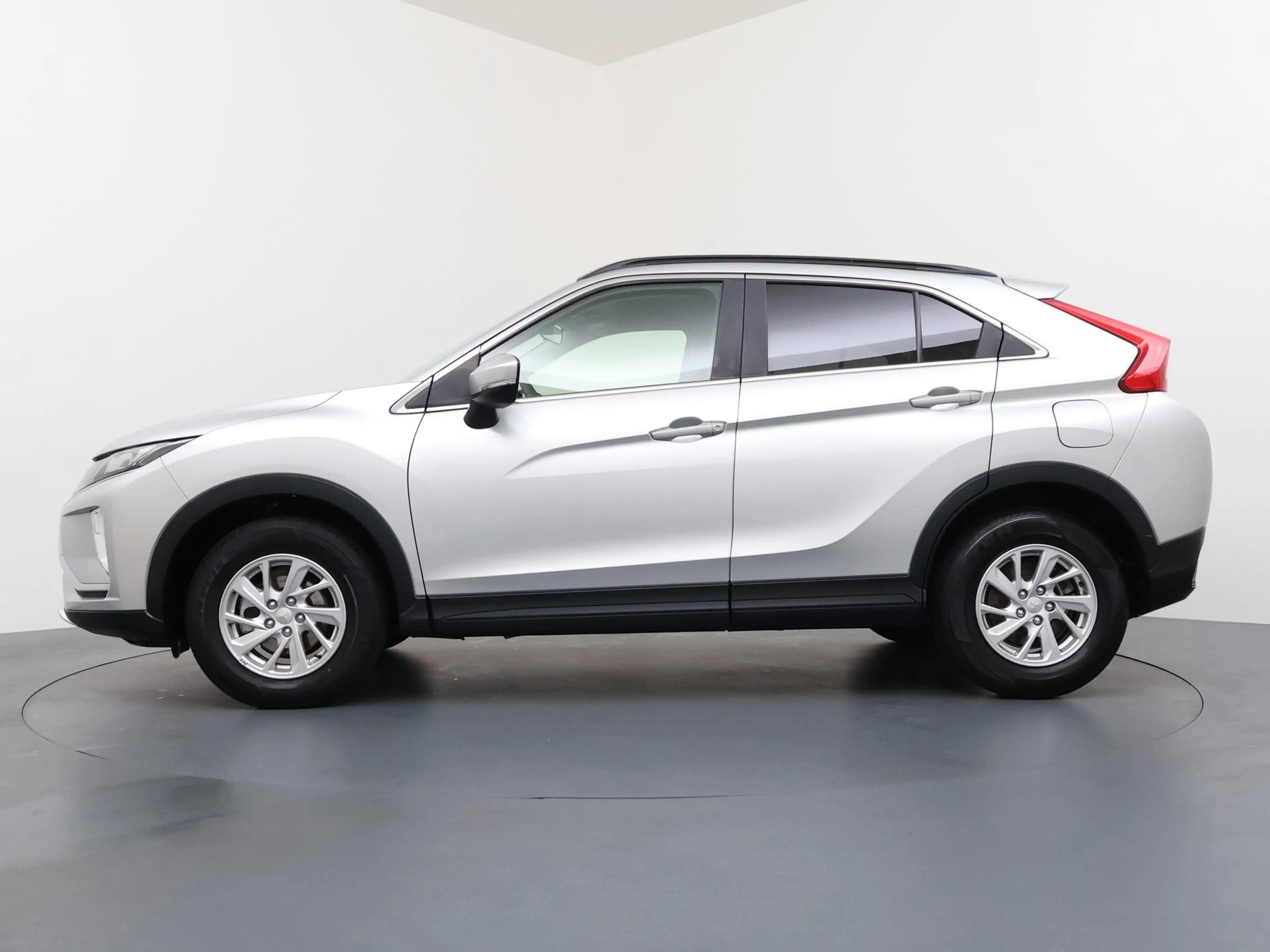 Mitsubishi Eclipse Cross 1.5 DI-T Pure | AUTOMAAT | | Achteruitcamera | App — photo 2