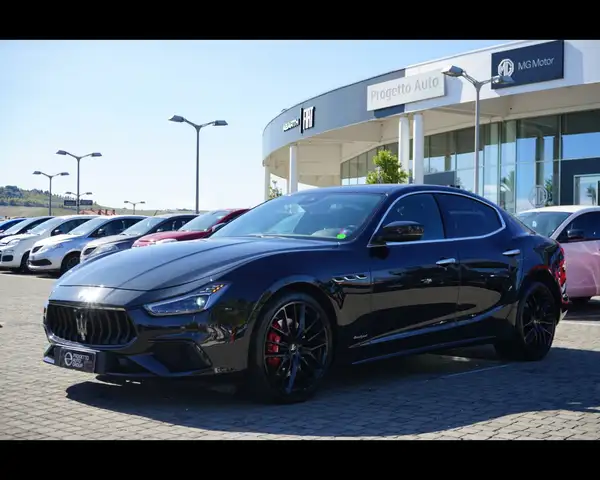 Maserati Ghibli V6 Diesel 275 CV Gransport