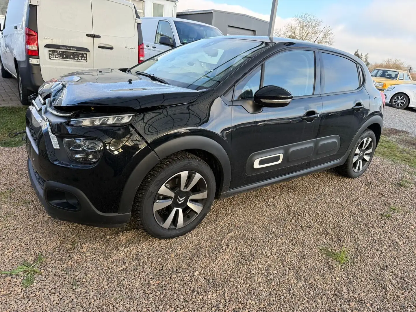 Citroen C3 1.2 Max Navi/CarPlay/Spurhalte/Unfallfahrzeug Schwarz - 2