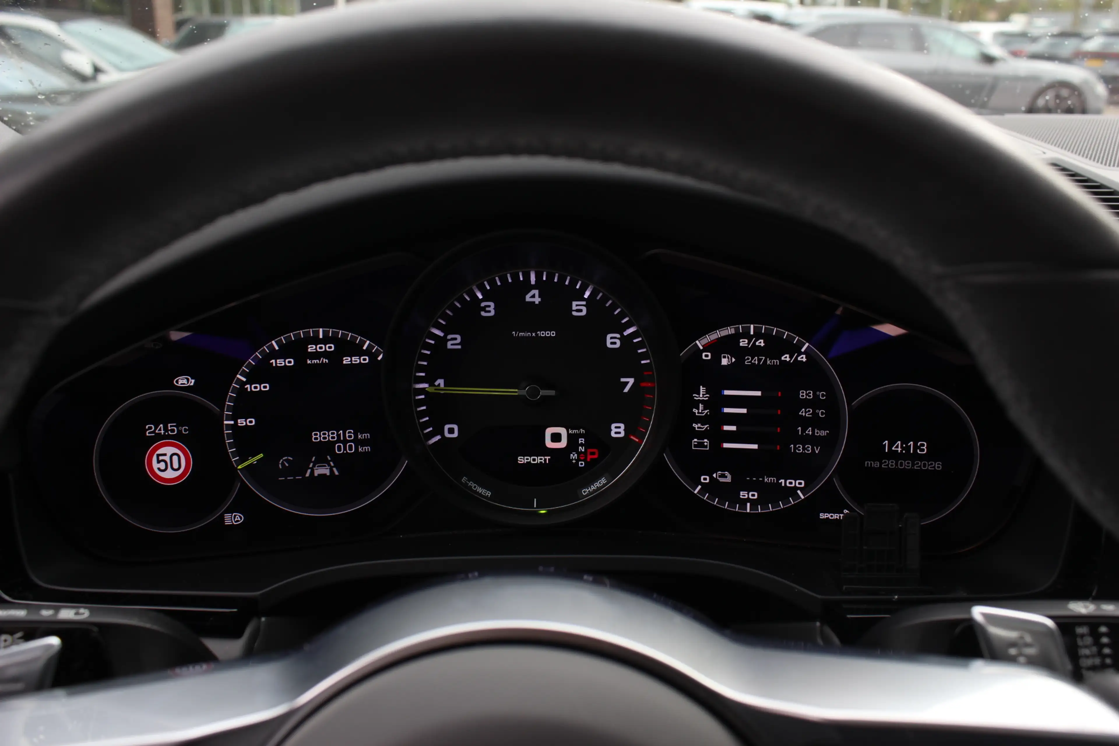 Porsche Cayenne Coupé 3.0 E-Hybrid / Trekhaak / Panoramadak / 360C — photo 18
