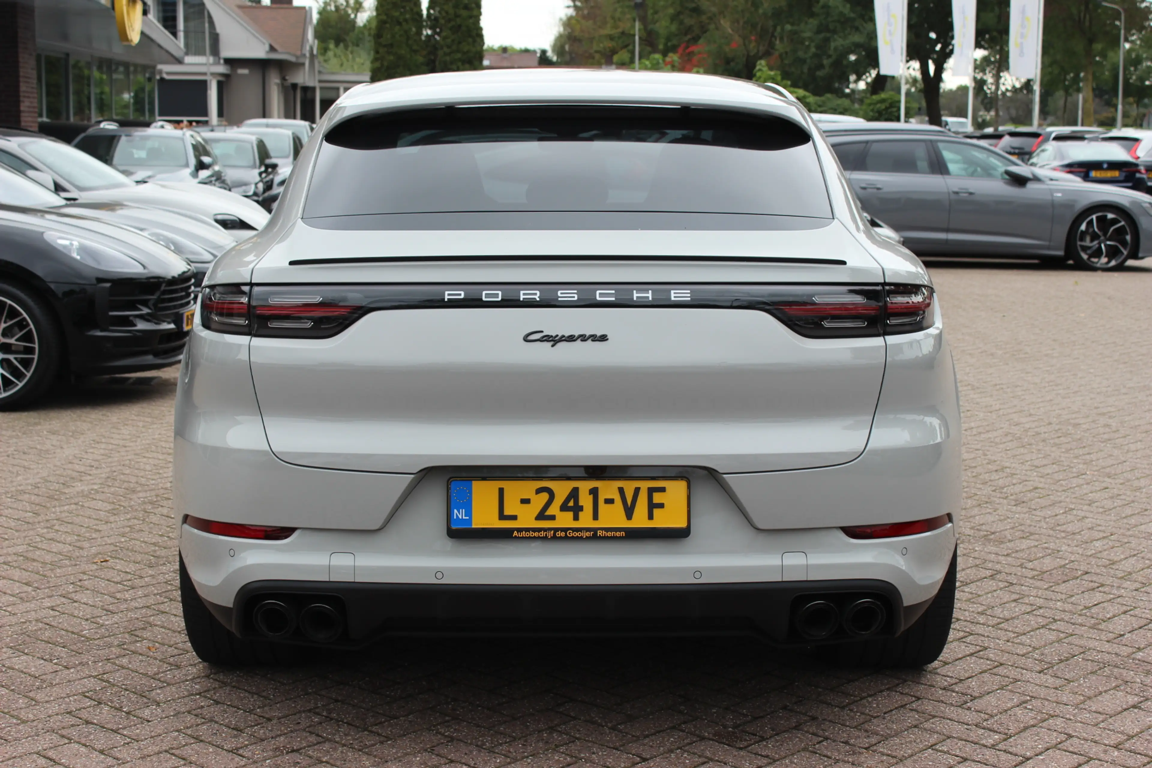 Porsche Cayenne Coupé 3.0 E-Hybrid / Trekhaak / Panoramadak / 360C — photo 15