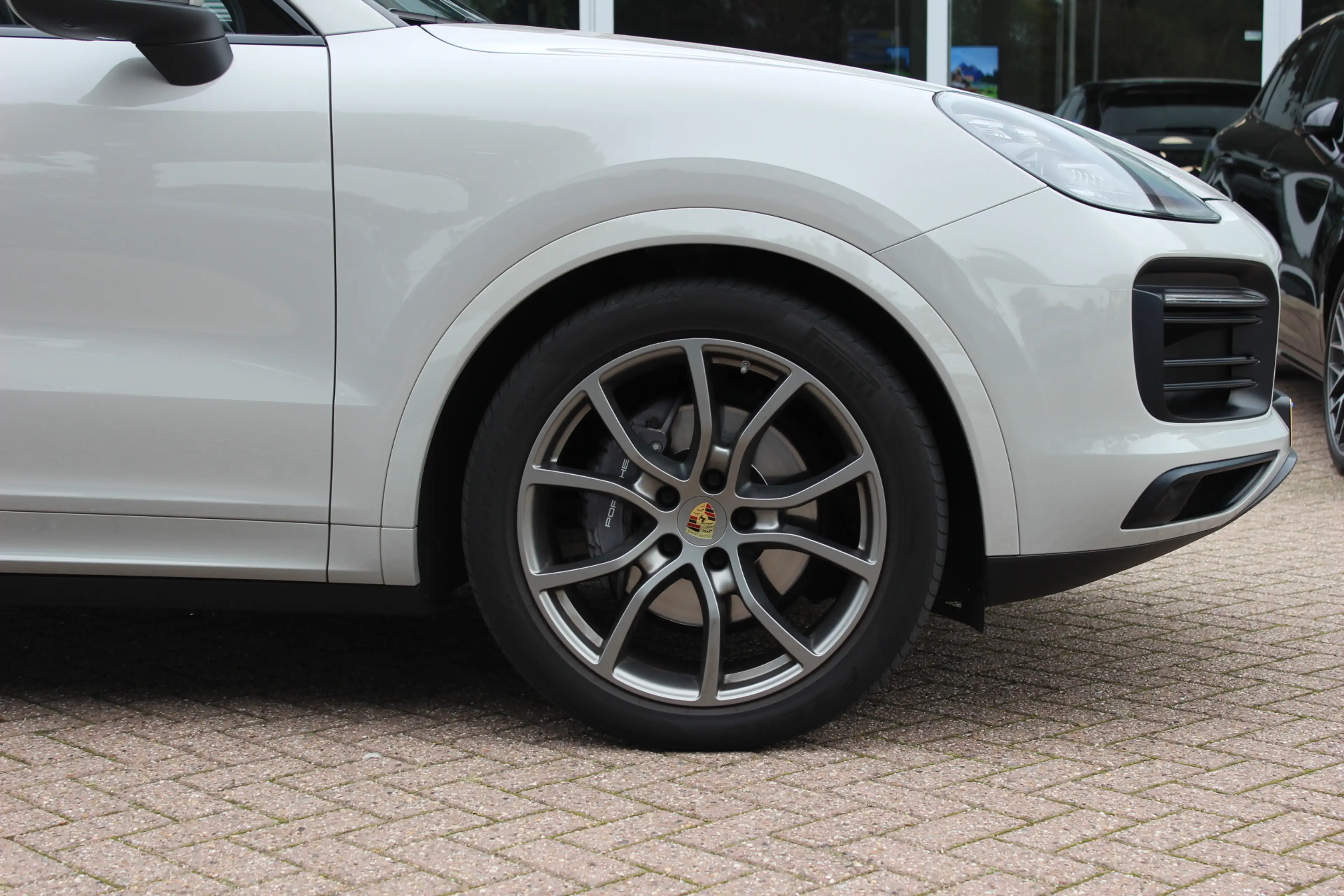 Porsche Cayenne Coupé 3.0 E-Hybrid / Trekhaak / Panoramadak / 360C — photo 14