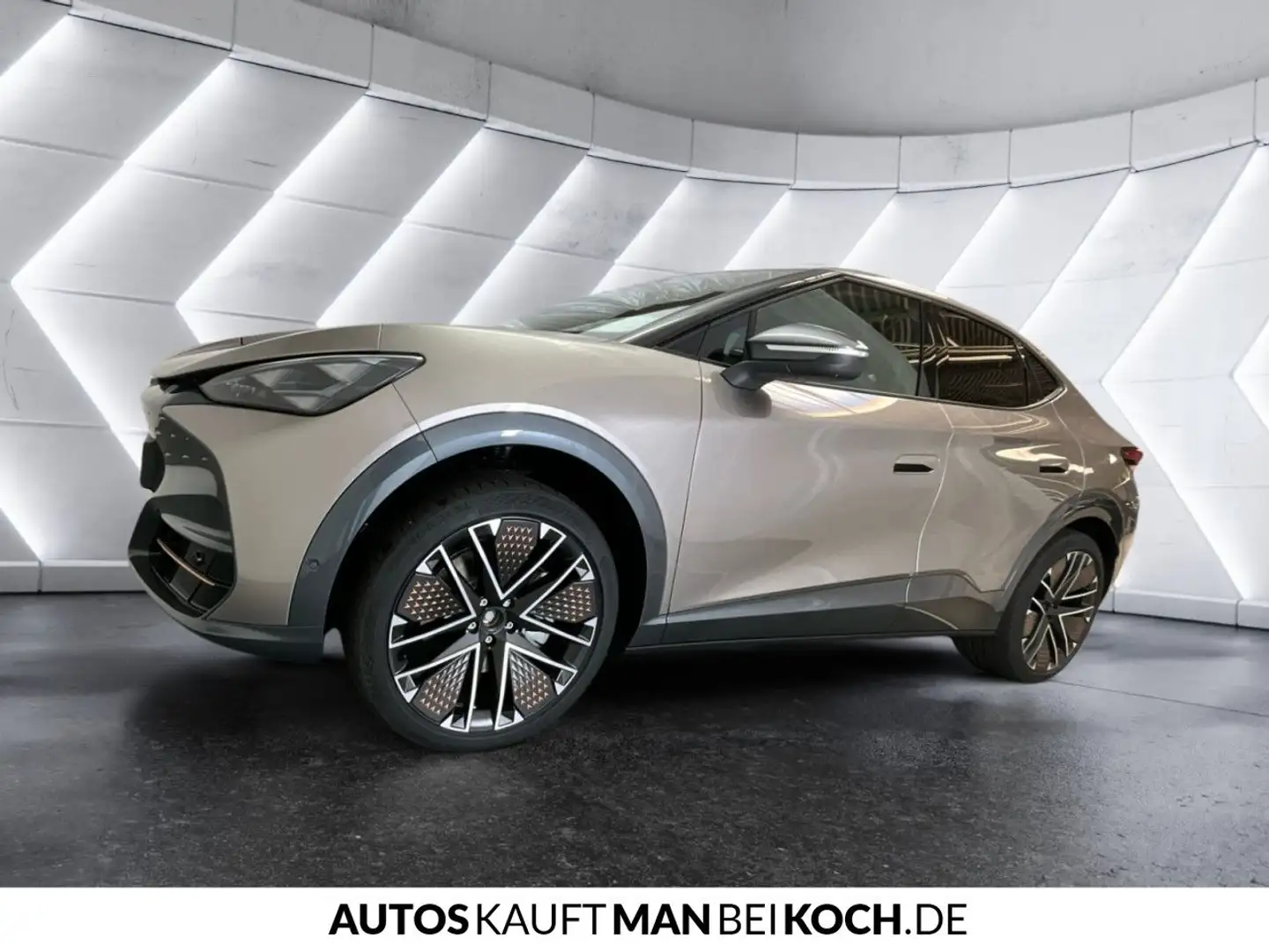 CUPRA Tavascan VZ 4Drive 250kW/77kWh PANO SHZ PDC Navi Šedá - 2