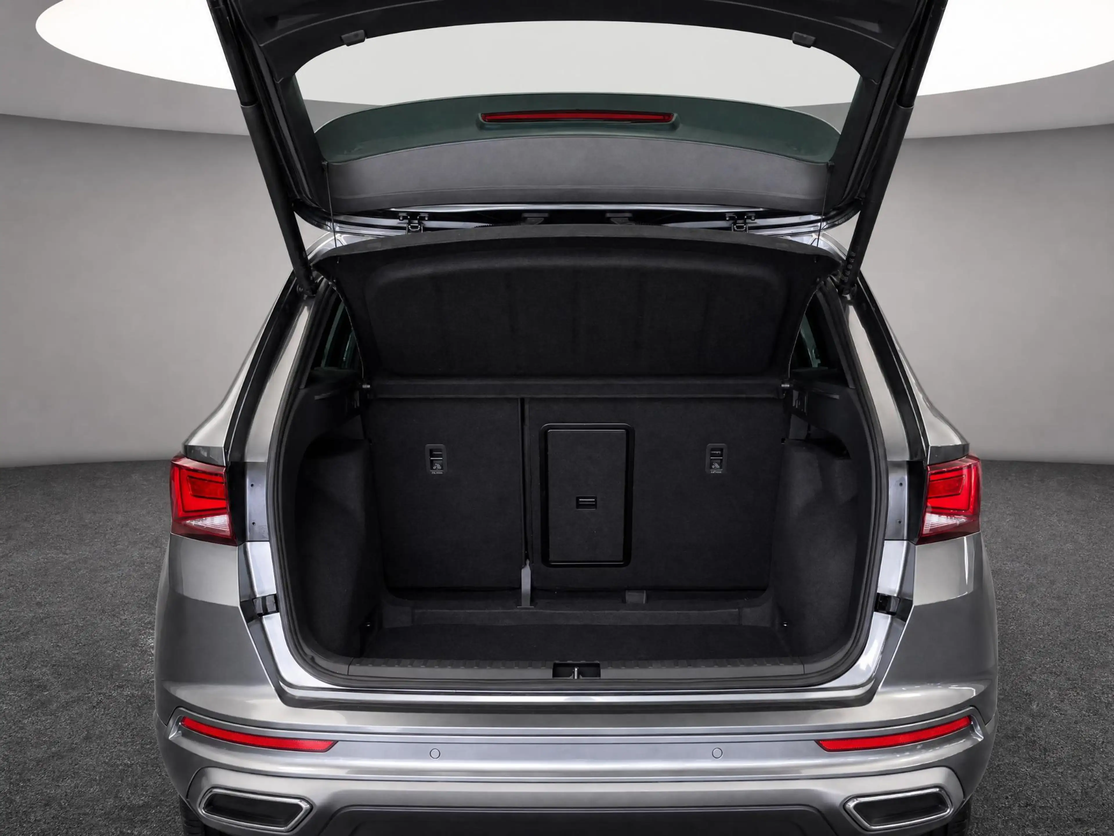 SEAT Ateca 1.5 TSI 150pk DSG FR Business Intense · Camera · W — photo 7