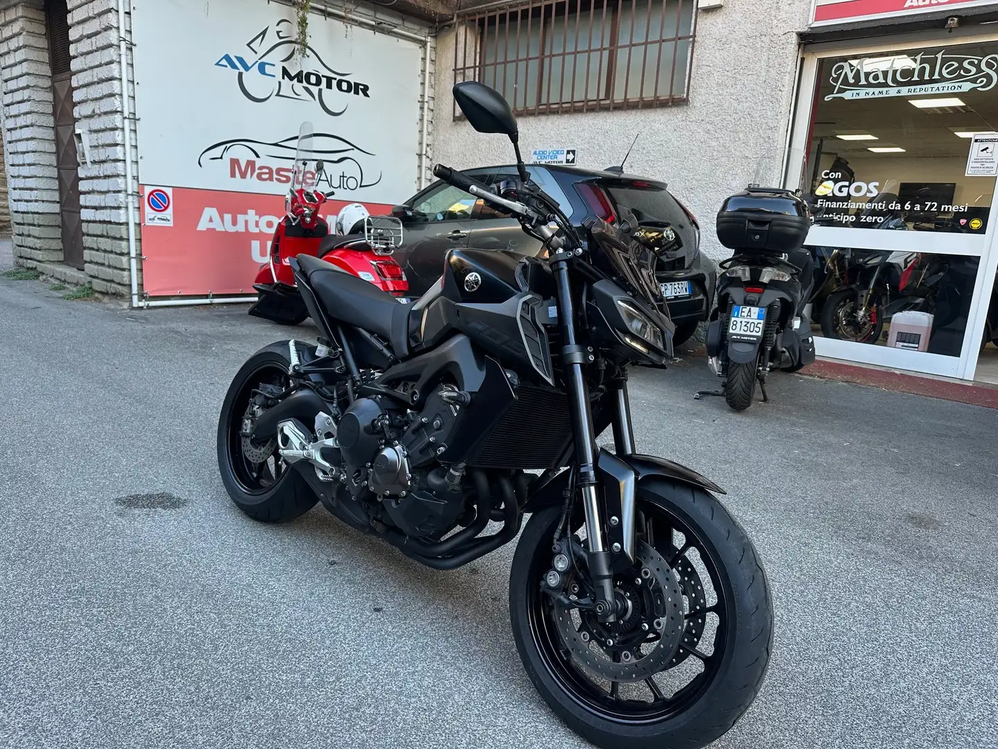 Yamaha MT-09 06/2019 KM.26148 Nero - 1