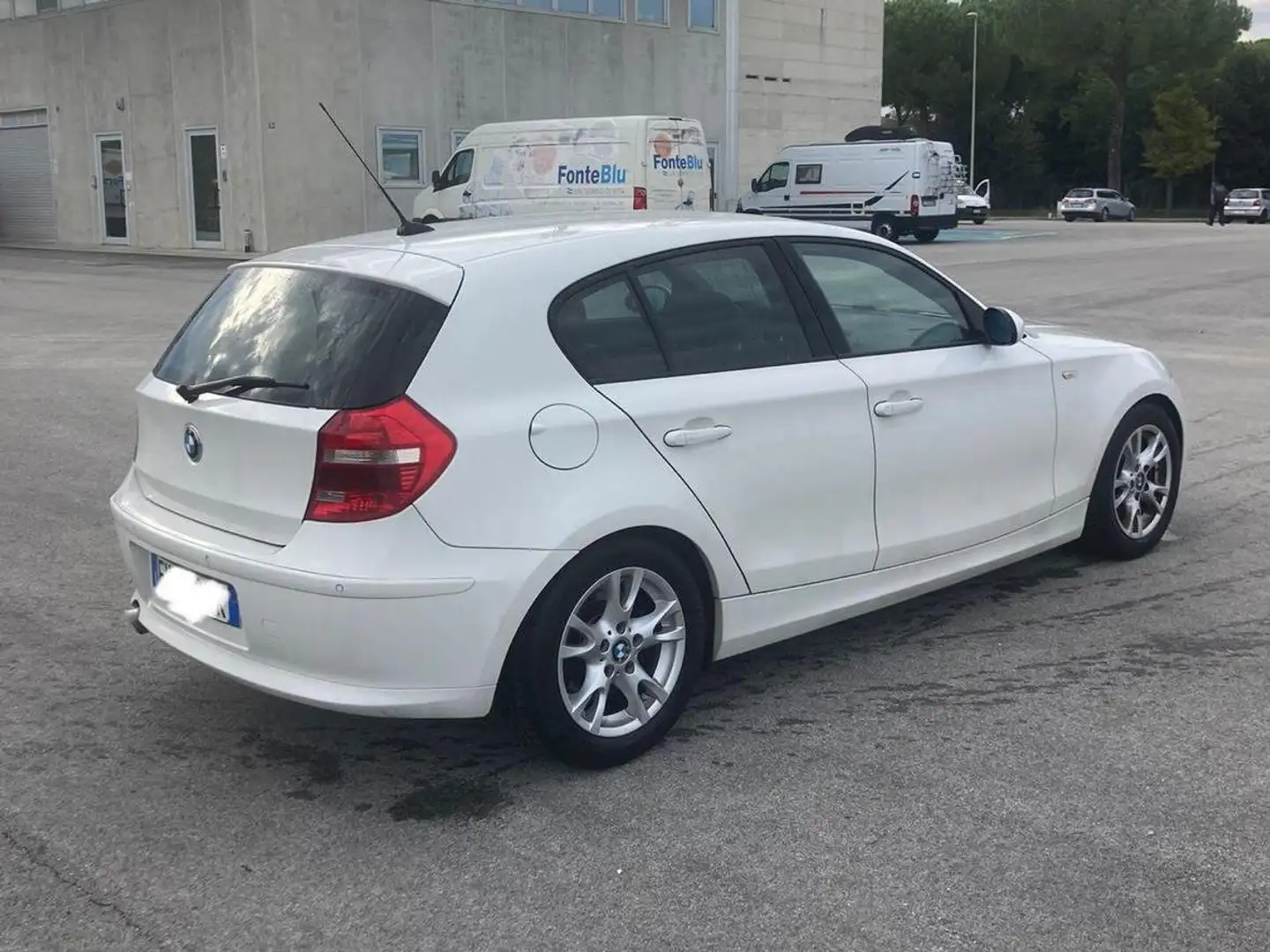 BMW 120 Serie+1+E/81-87+120d+5p+Futura+dpf - 1