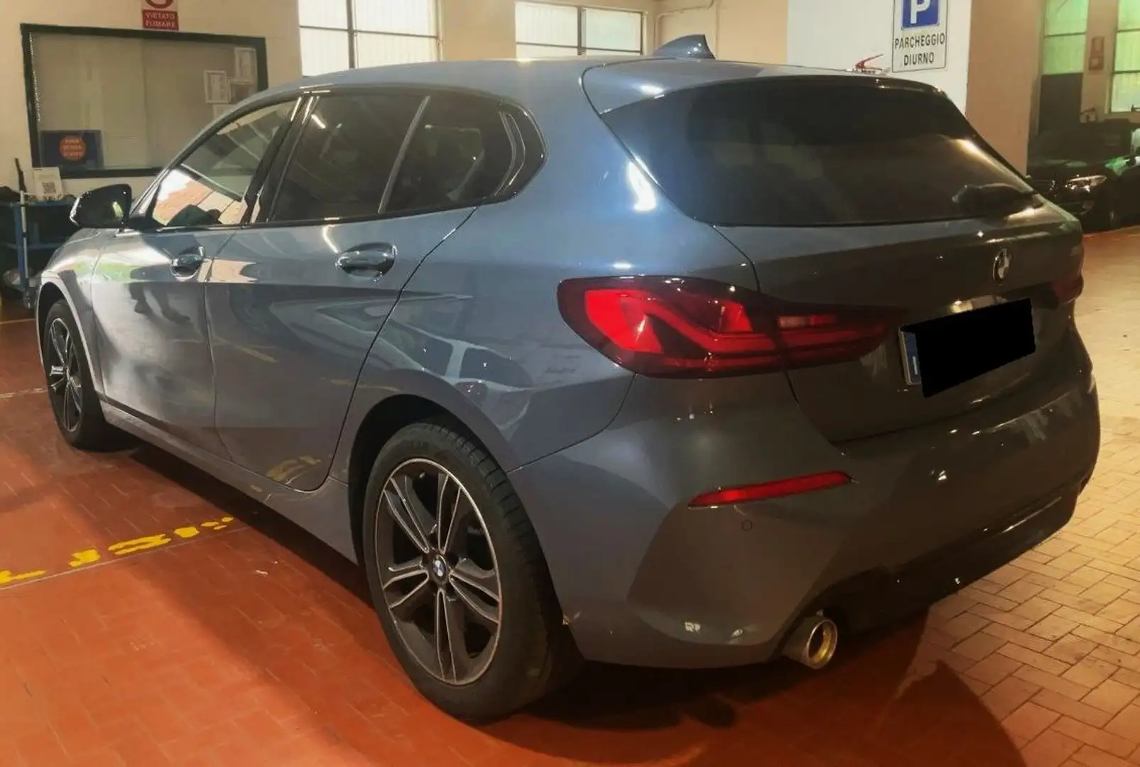 BMW 118 118i Sport 140cv auto Gris - 2