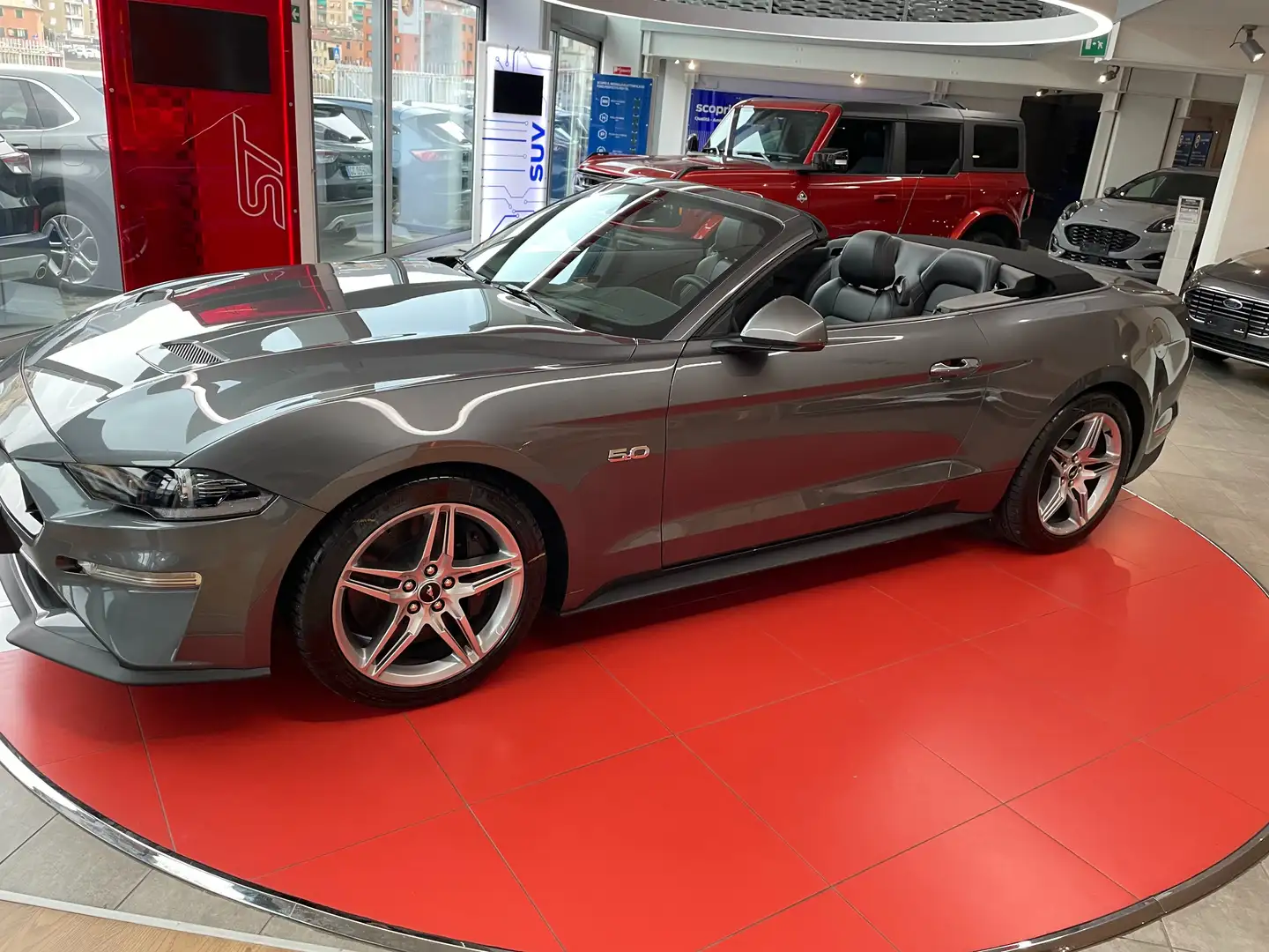 Ford Mustang 5,0 v8 Convertible Grigio - 1