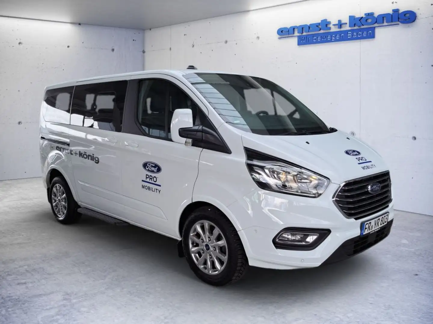 Ford Tourneo Custom 320 L1H1 VA Titanium Weiß - 2