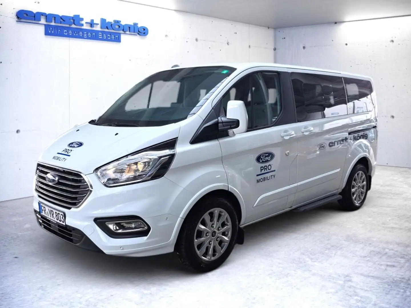 Ford Tourneo Custom 320 L1H1 VA Titanium Weiß - 1