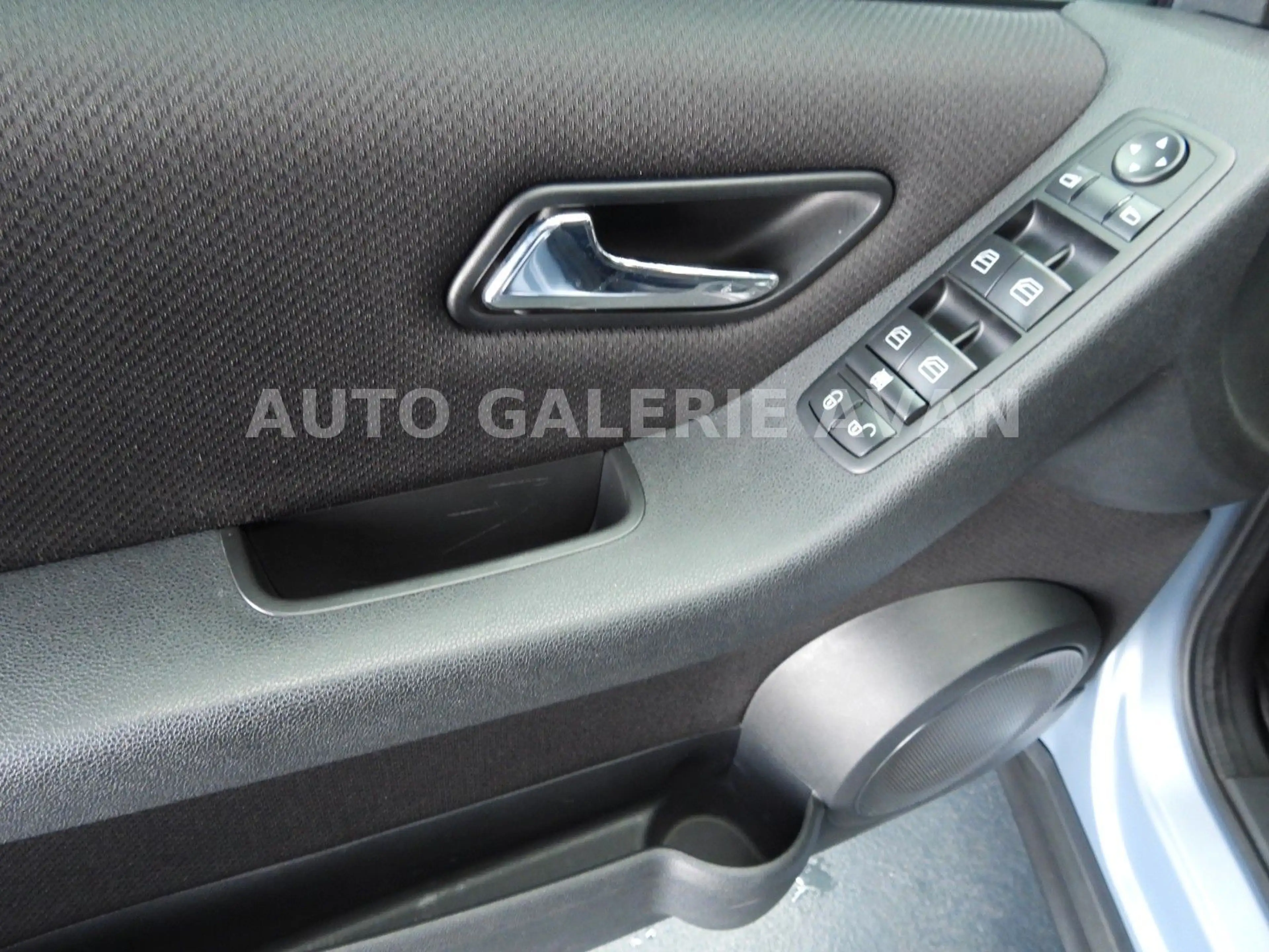 Mercedes-Benz A 150 — photo 15