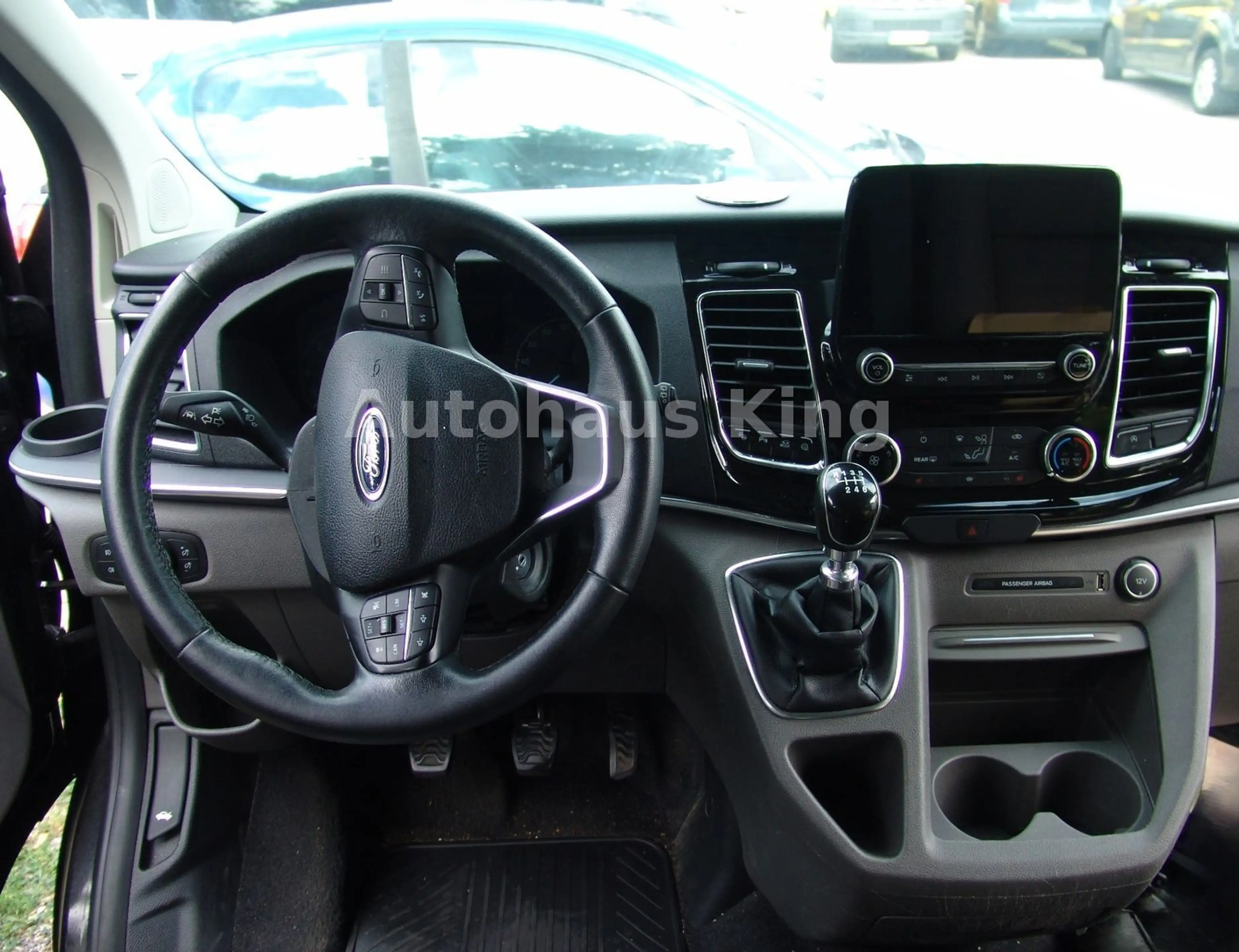Ford Tourneo Custom Titanium X L2-8Si/Leder/NAVI — photo 3