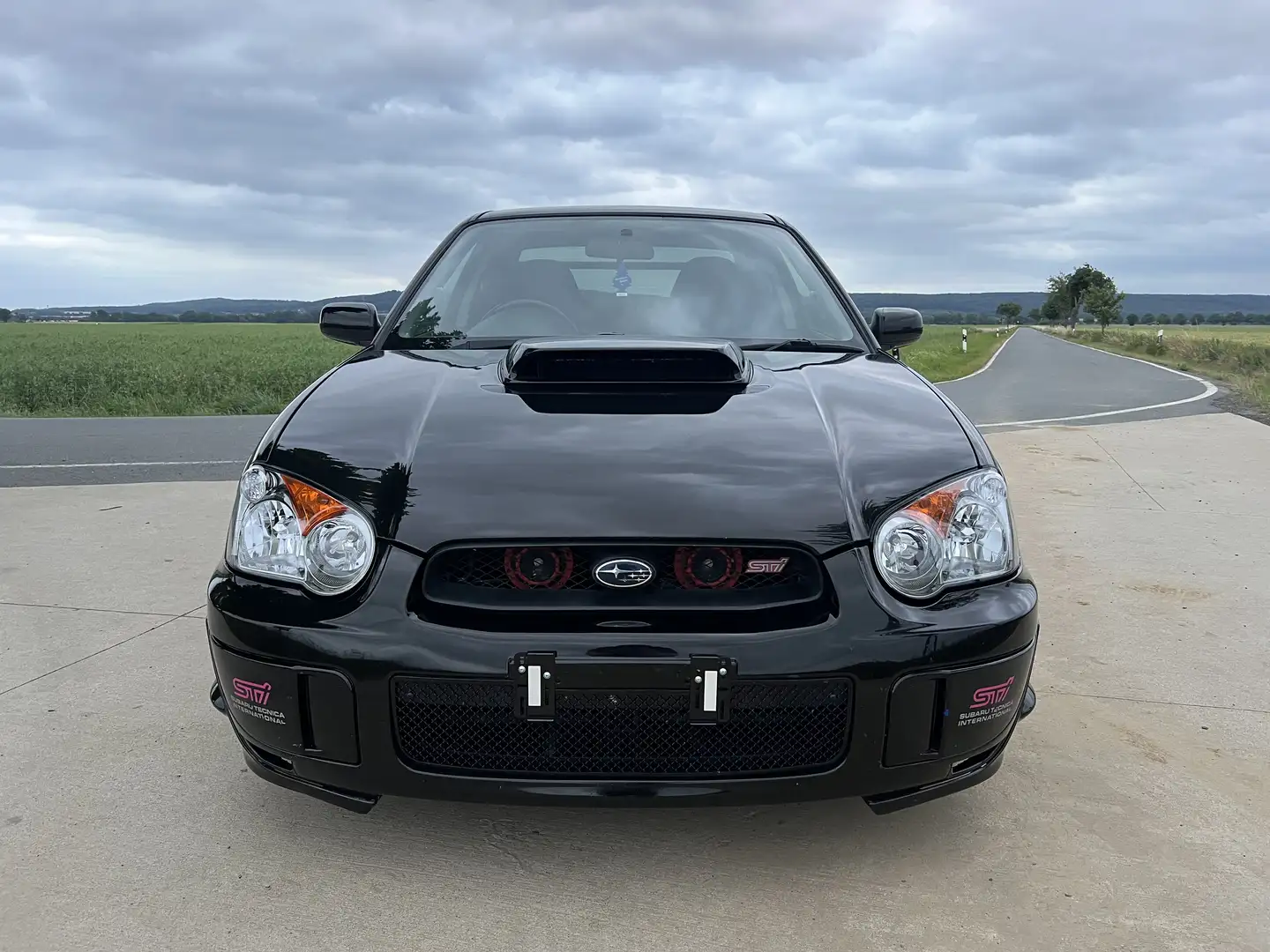 Subaru WRX Impreza STI Blobeye Type UK 2003 - Java Black Schwarz - 2