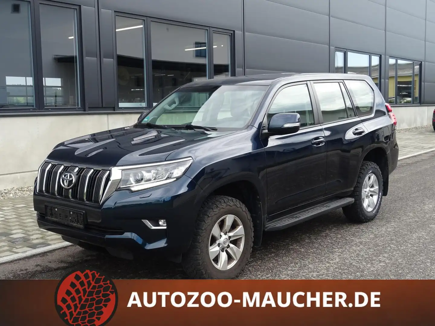 Toyota Land Cruiser 2.8TD Comfort 4x4/STANDH/KAMERA/NAV Schwarz - 1