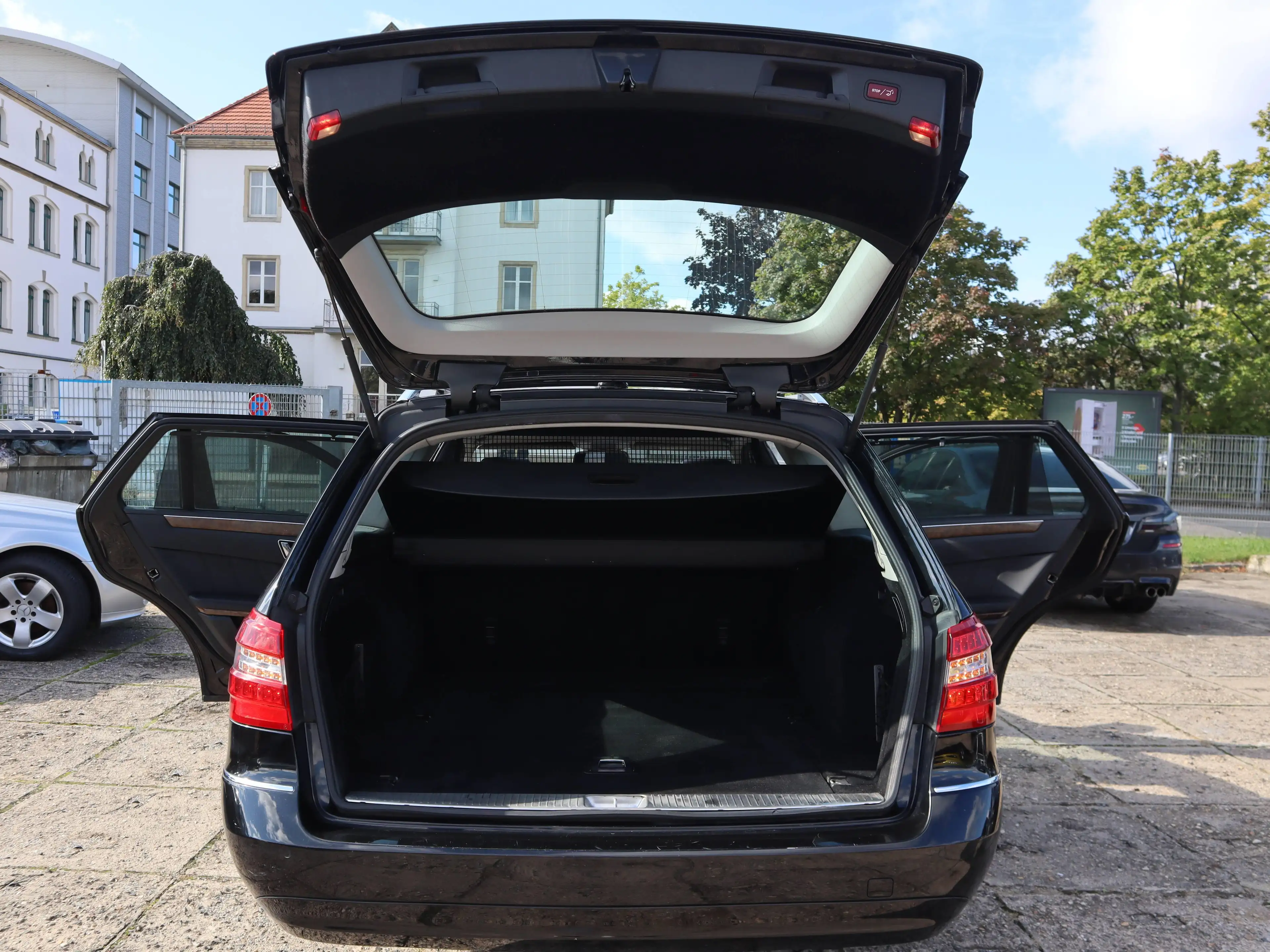 Mercedes-Benz E 200 E 200 CDI BlueEfficiency (212.205) — photo 14