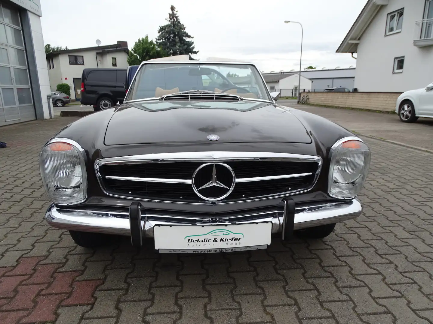 Mercedes-Benz 280 SL sehr guter Zustand, Classic Data 2+ Braun - 2