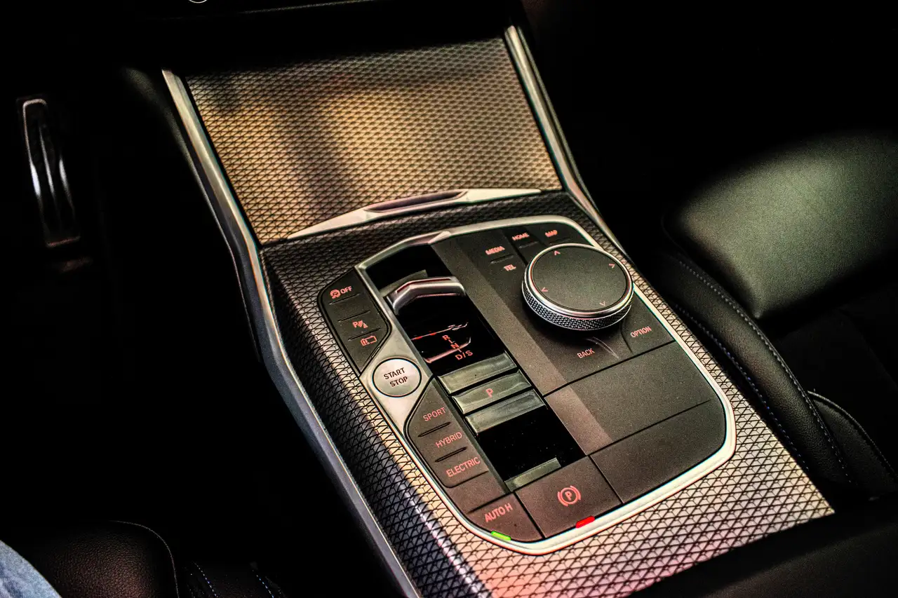 BMW 330 E BERLINE M-SPORT, ADAPTIEVE CC,WIDESCREEN DISPLAY 11