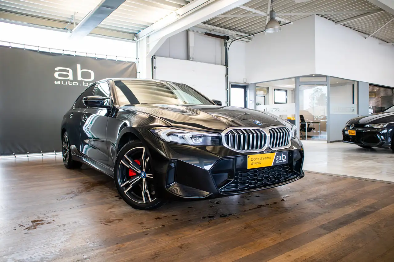 BMW 330 E BERLINE M-SPORT, ADAPTIEVE CC,WIDESCREEN DISPLAY 3