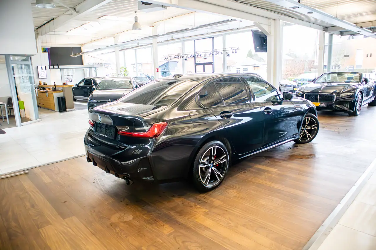 BMW 330 E BERLINE M-SPORT, ADAPTIEVE CC,WIDESCREEN DISPLAY 4