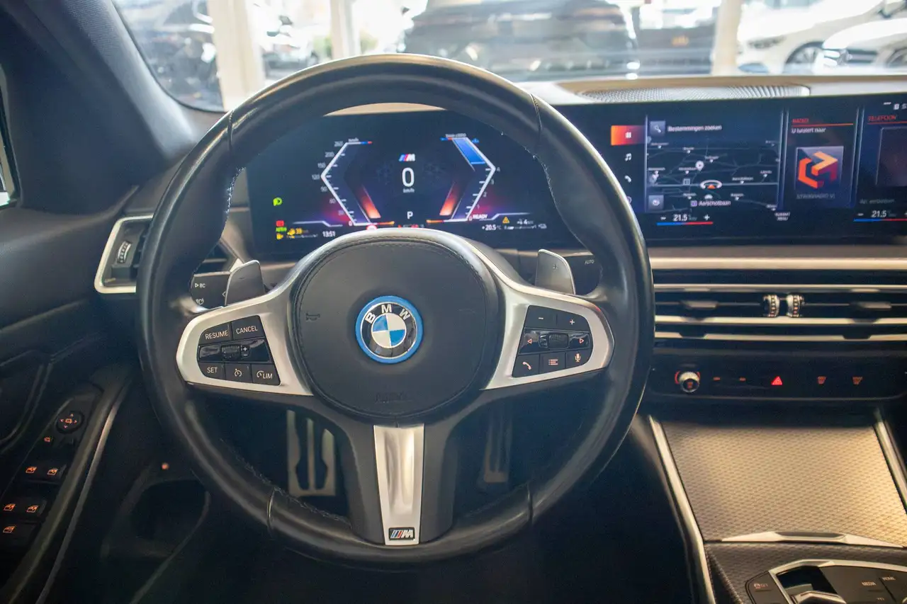 BMW 3 Series E BERLINE M-SPORT, ADAPTIEVE CC,WIDESCREEN DISPLAY, миниатюра 10