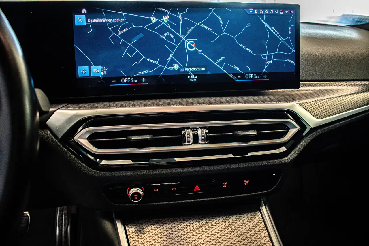 BMW 330 E BERLINE M-SPORT, ADAPTIEVE CC,WIDESCREEN DISPLAY 13