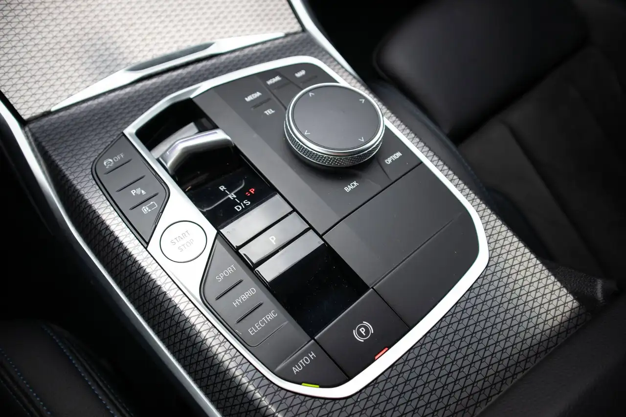 BMW 3 Series E BERLINE M-SPORT, ADAPTIEVE CC,WIDESCREEN DISPLAY, миниатюра 21