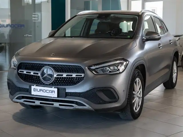 Mercedes-Benz GLA 180 d 2.0cc 115cv 36 mesi garanzia