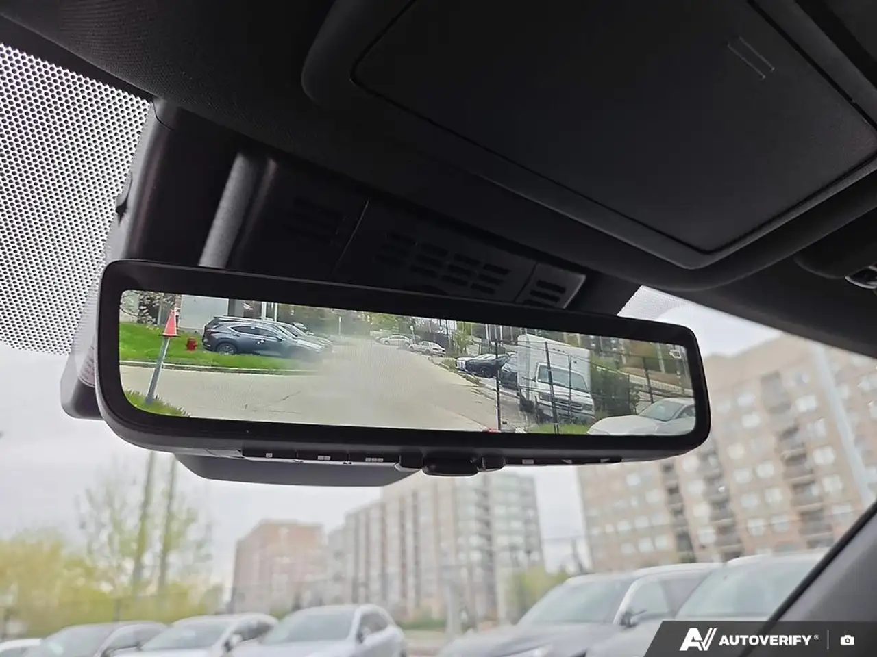 Lexus TX снимка Lexus TX
