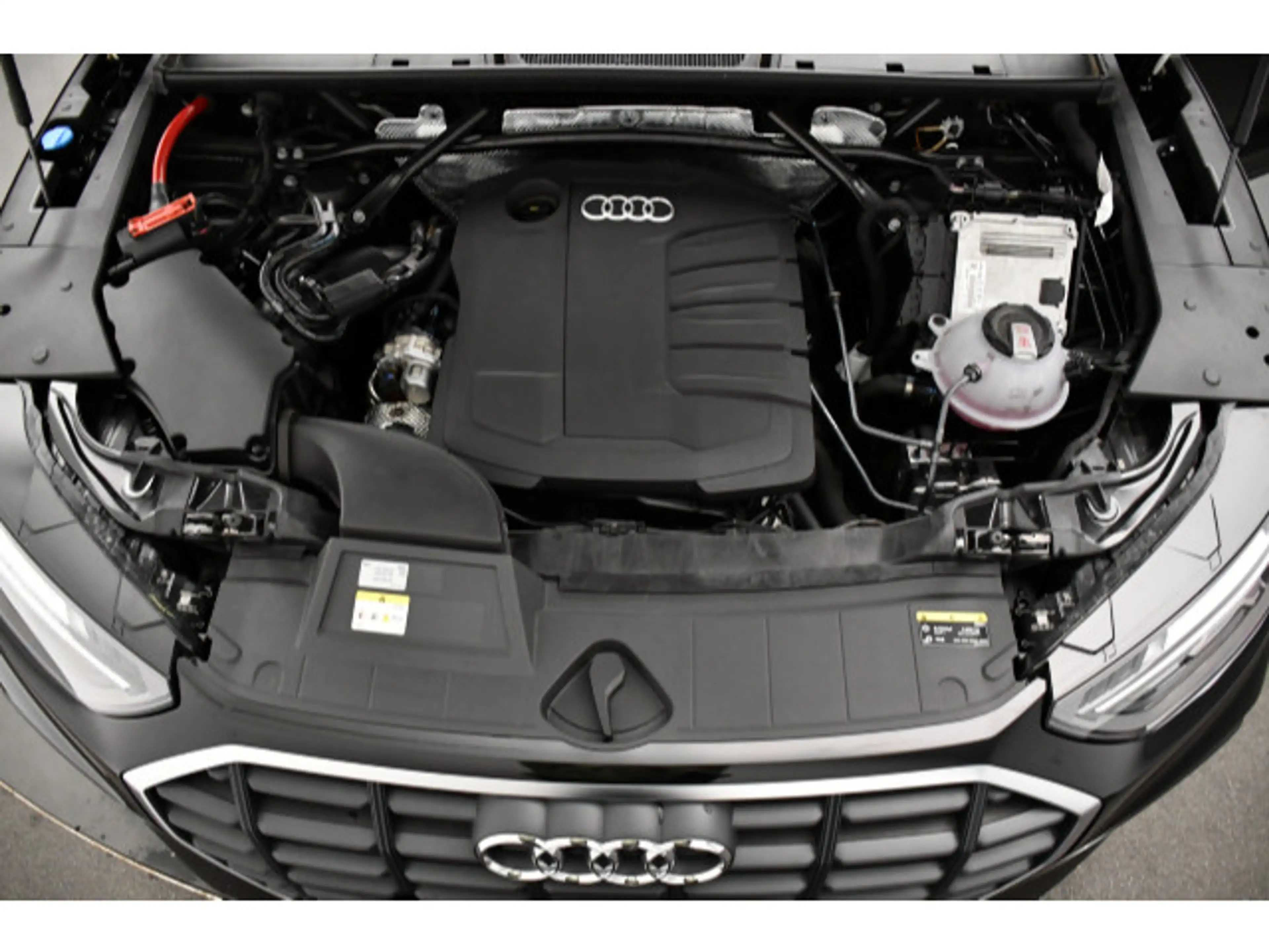 Audi Q5 40 TDI quattro S-tronic basis Navi/LED — photo 12