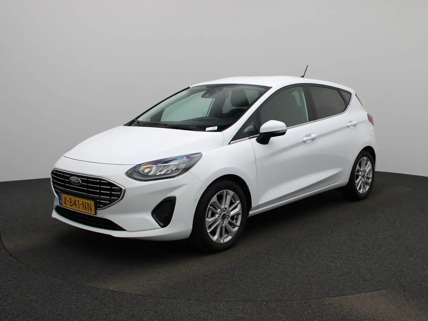 Ford Fiesta 1.0 EcoBoost Hybrid Titanium X |125PK| Verwarmbare Wit - 1