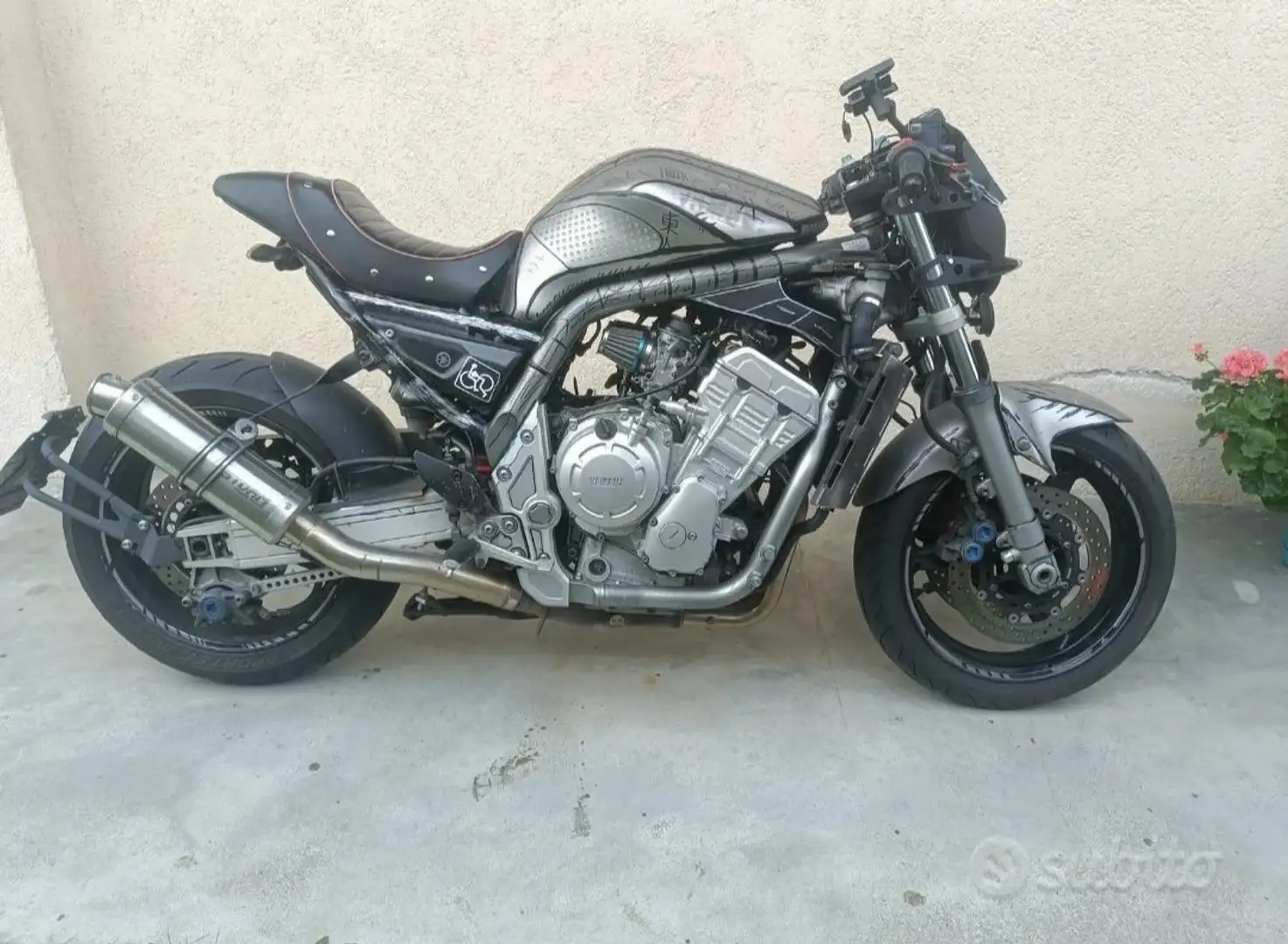 Yamaha FZS 1000 Cafè racer Grijs - 1