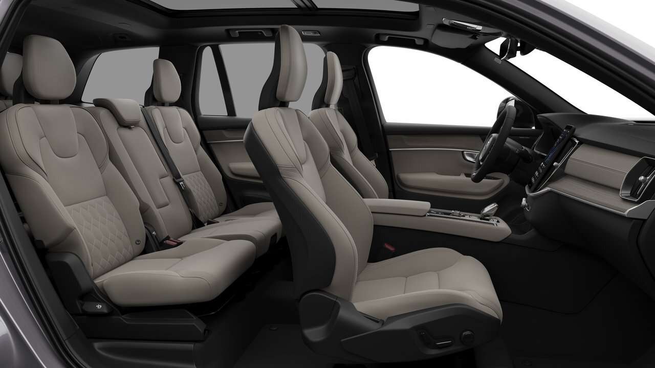 2026 Volvo XC90 Plus 7-Seater (Dark Theme) thumb 13