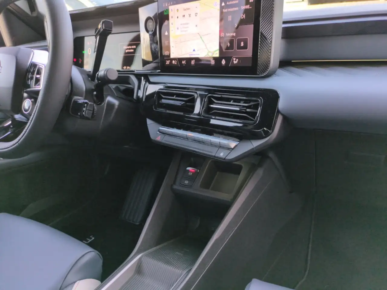 Nissan Micra 52kWh Evolve Navi HarmanKardon LED ACC Apple CarPl 9