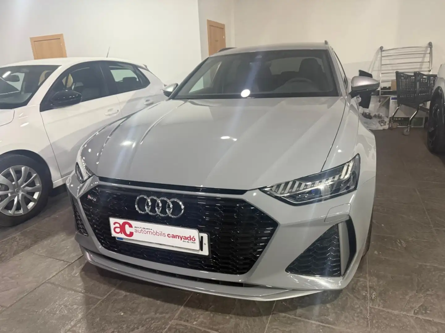 Audi RS6 Avant Performance 463kW Gris - 2