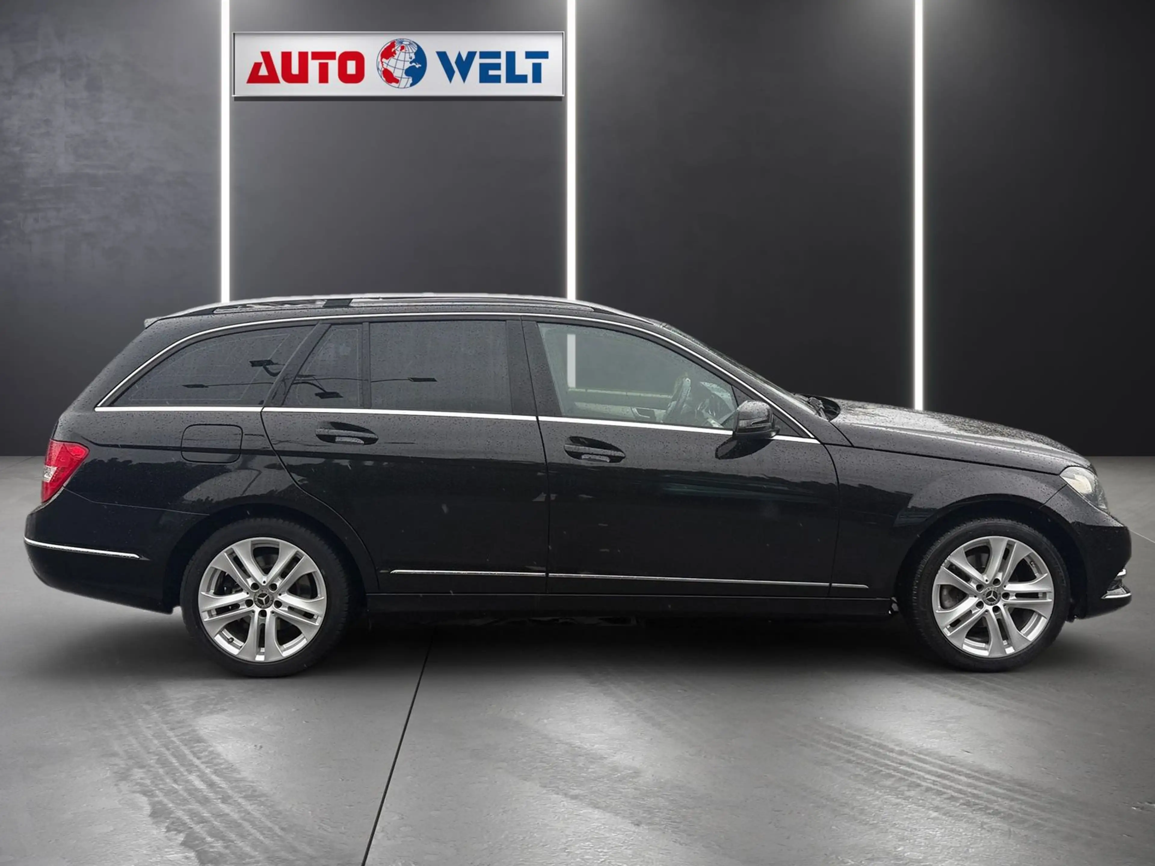Mercedes-Benz C 200 C200 T-Modell CGI Classic Navi Tempomat Leder — photo 3