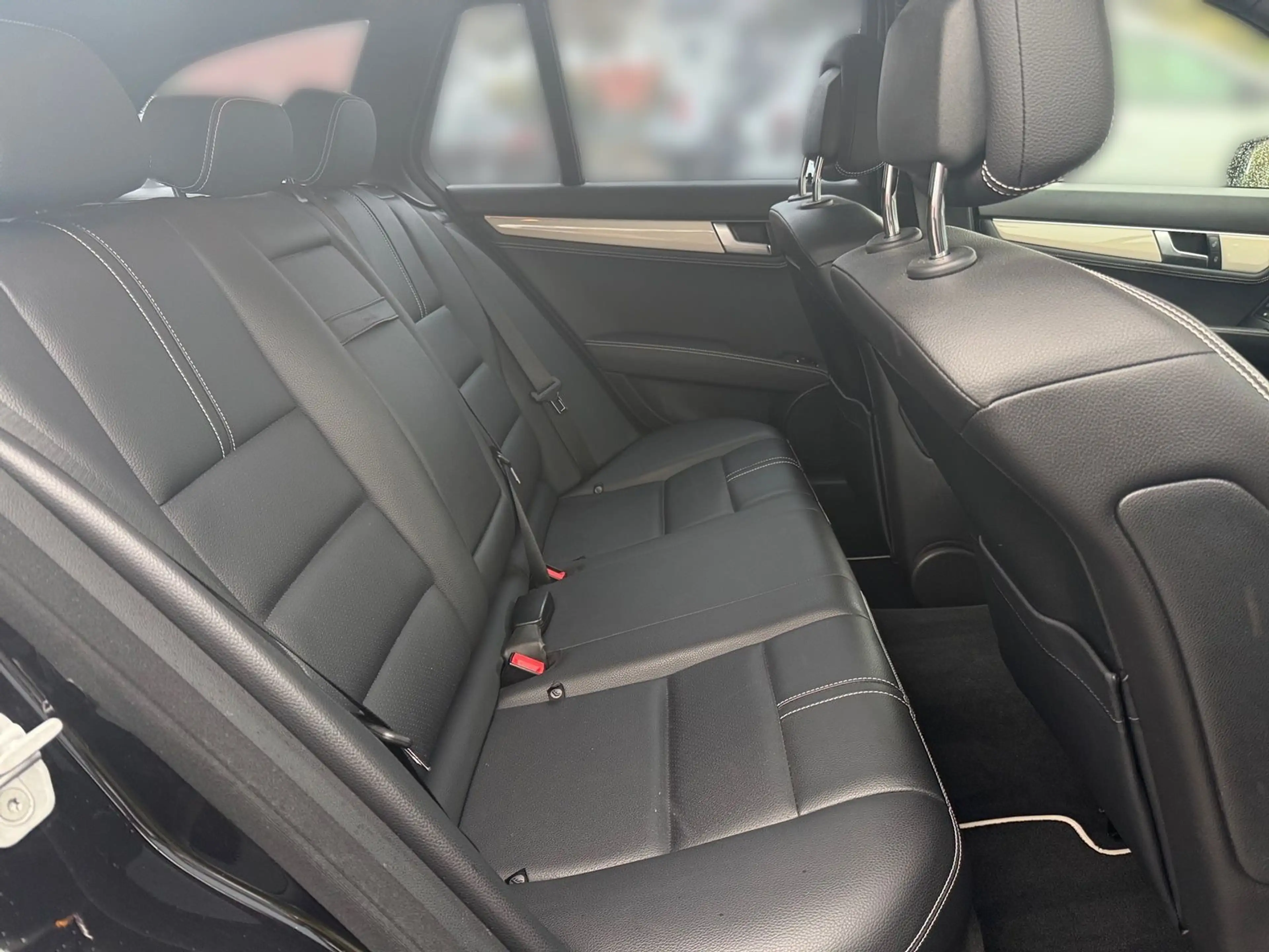 Mercedes-Benz C 200 C200 T-Modell CGI Classic Navi Tempomat Leder — photo 12